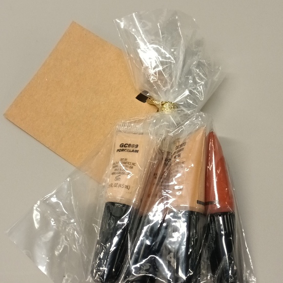 L.A Girl Pro Concealer gift in porcelain, creamy beige, orange corrector & toast - Picture 1 of 4